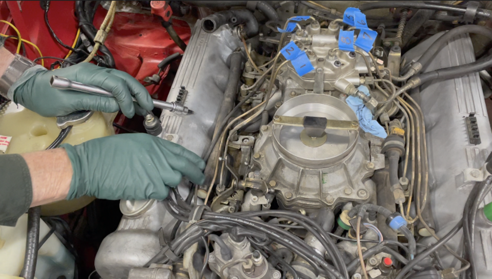 How to Install New Fuel Injectors in a 450 M117 Engine ON DEMAND VIDEO Product MercedesSource